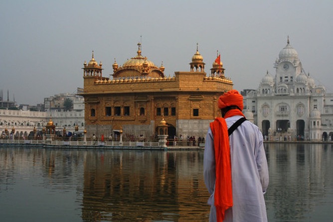 The Sikhs in Modern India - Next Century Foundation